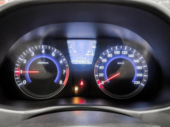 Hyundai Solaris I с пробегом 2011 года, цена 499 000 рублей, 242803 км, хэтчбек, Автокод Объявления