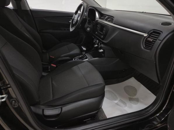 Kia Rio IV Рестайлинг с пробегом 2020 года, цена 1 700 000 рублей, 80387 км, хэтчбек, Автокод Объявления