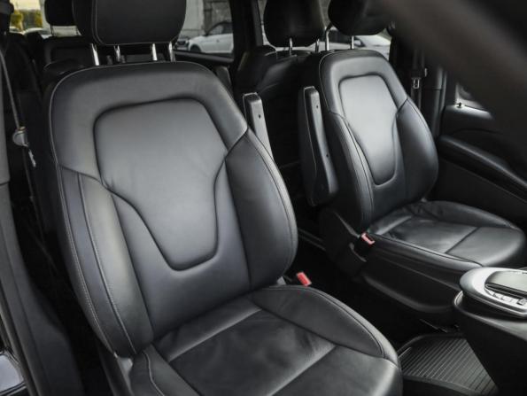 Mercedes-Benz V-Класс III (W447) Рестайлинг с пробегом 2021 года, цена 5 336 100 рублей, 139987 км, минивэн, Автокод Объявления