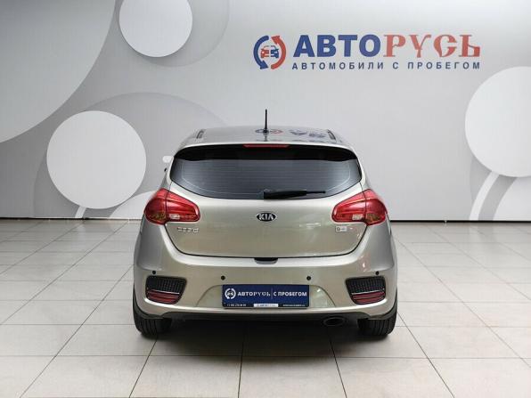 Kia Ceed II Рестайлинг с пробегом 2016 года, цена 1 099 000 рублей, 152456 км, хэтчбек, Автокод Объявления