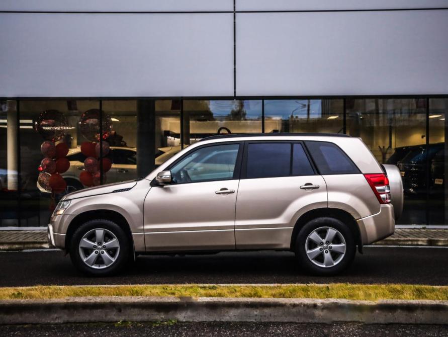 Suzuki Grand Vitara II Рестайлинг Санкт-Петербург  - изображение 9