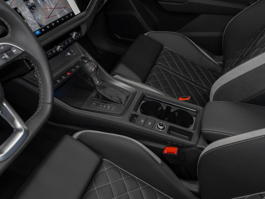 Audi Q3 II (F3) Москва  - изображение 16