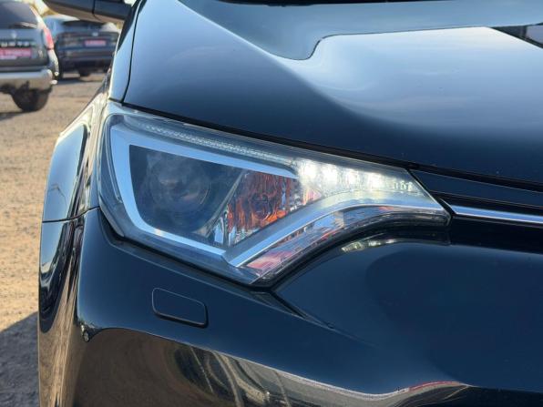 Toyota RAV4 IV (XA40) Рестайлинг с пробегом 2018 года, цена 2 250 000 рублей, 208900 км, внедорожник, Автокод Объявления
