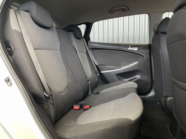 Hyundai Solaris I с пробегом 2011 года, цена 775 000 рублей, 110327 км, хэтчбек, Автокод Объявления