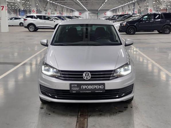 Volkswagen Polo V Рестайлинг с пробегом 2019 года, цена 1 399 000 рублей, 124700 км, седан, Автокод Объявления