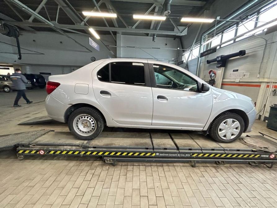 Renault Logan II Екатеринбург  - изображение 12