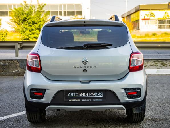 Renault Sandero II Рестайлинг с пробегом 2020 года, цена 1 348 000 рублей, 40480 км, хэтчбек, Автокод Объявления