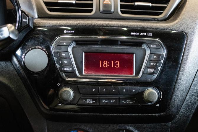 Kia Rio III с пробегом 2013 года, цена 679 000 рублей, 213700 км, хэтчбек, Автокод Объявления