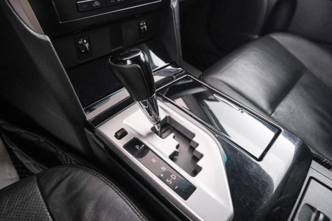 Toyota Camry VII (XV50) Рестайлинг с пробегом 2014 года, цена 1 649 000 рублей, 290000 км, седан, Автокод Объявления