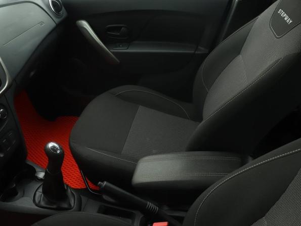 Renault Logan II Рестайлинг с пробегом 2019 года, цена 1 250 000 рублей, 157993 км, седан, Автокод Объявления
