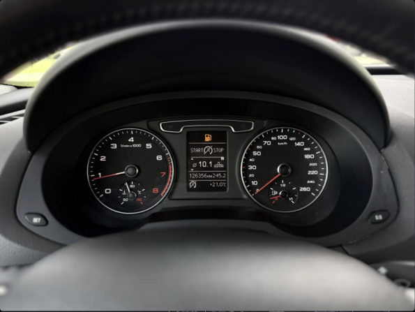 Audi Q3 I (8U) с пробегом 2014 года, цена 1 720 000 рублей, 126356 км, внедорожник, Автокод Объявления