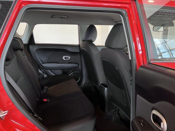 Kia Soul II Рестайлинг с пробегом 2018 года, цена 1 835 000 рублей, 76462 км, хэтчбек, Автокод Объявления