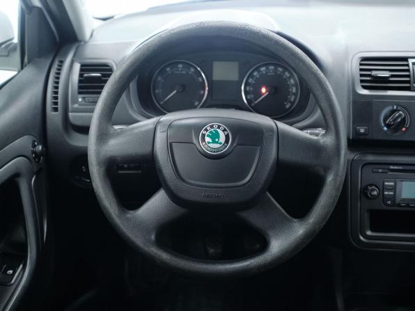 Skoda Fabia II Рестайлинг с пробегом 2011 года, цена 407 000 рублей, 201425 км, хэтчбек, Автокод Объявления