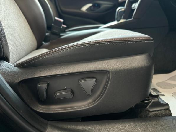 Toyota Yaris Cross с пробегом 2020 года, цена 2 090 000 рублей, 25043 км, внедорожник, Автокод Объявления