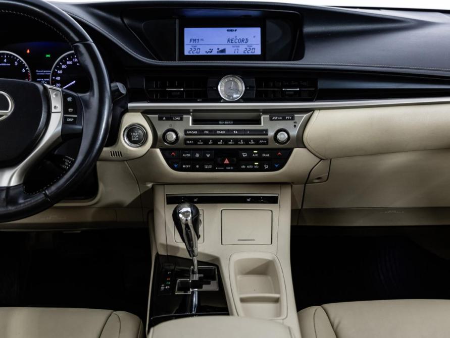 Lexus ES VI Санкт-Петербург  - изображение 15