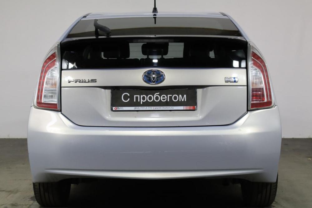 Toyota Prius III Рестайлинг (XW30) Санкт-Петербург  - изображение 5
