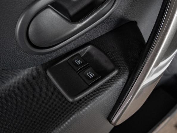 Renault Logan II Рестайлинг с пробегом 2022 года, цена 1 170 000 рублей, 81404 км, седан, Автокод Объявления