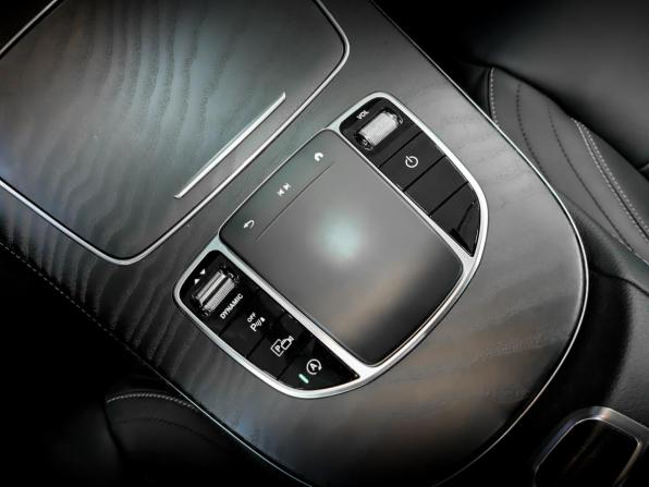 Mercedes-Benz E-Класс V (W213 S213 C238) Рестайлинг с пробегом 2020 года, цена 4 310 000 рублей, 83324 км, седан, Автокод Объявления