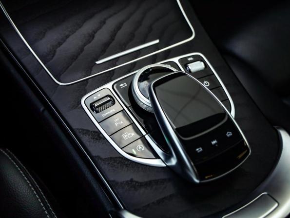Mercedes-Benz C-Класс IV (W205) Рестайлинг с пробегом 2018 года, цена 2 579 777 рублей, 107000 км, седан, Автокод Объявления