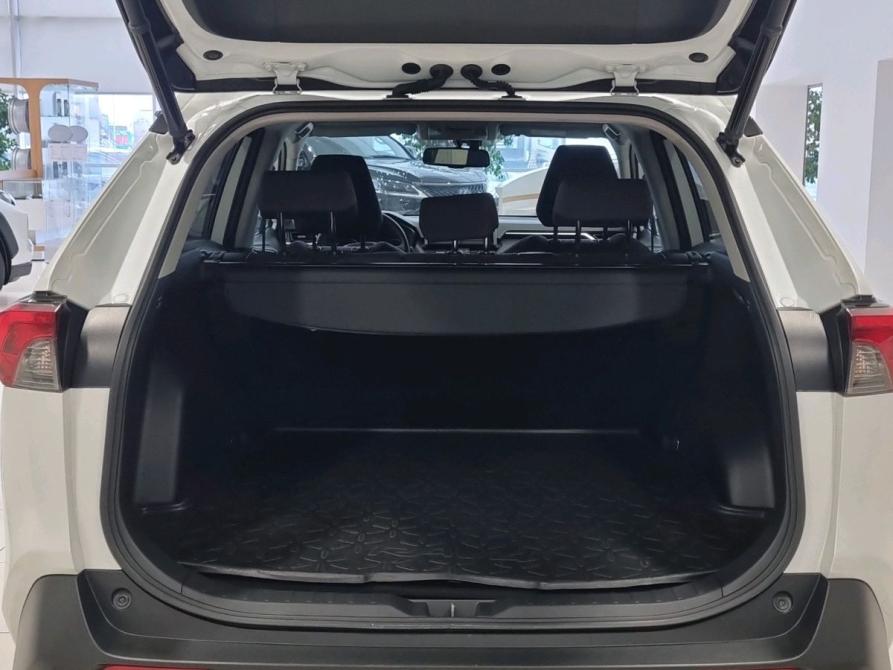 Toyota RAV4 V (XA50) Омск  - изображение 10