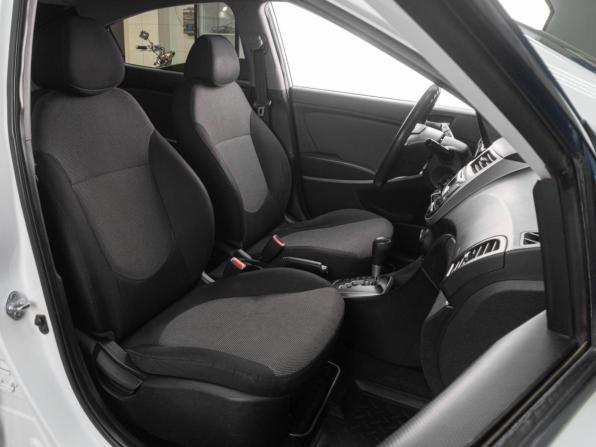 Hyundai Solaris I с пробегом 2013 года, цена 859 000 рублей, 205276 км, седан, Автокод Объявления
