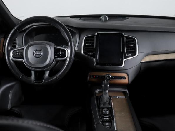 Volvo XC90 II с пробегом 2017 года, цена 4 098 000 рублей, 111590 км, внедорожник, Автокод Объявления