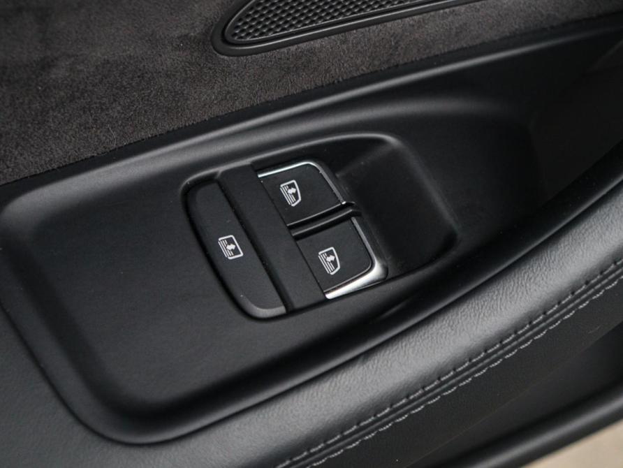 Audi A8 III (D4) Рестайлинг Москва  - изображение 19