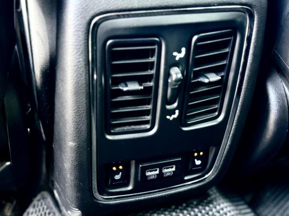 Jeep Grand Cherokee IV (WK2) Рестайлинг с пробегом 2014 года, цена 1 990 000 рублей, 229123 км, внедорожник, Автокод Объявления