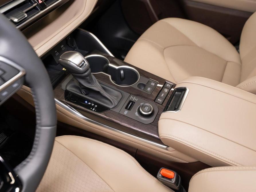 Toyota Highlander IV (XU70) Москва  - изображение 19