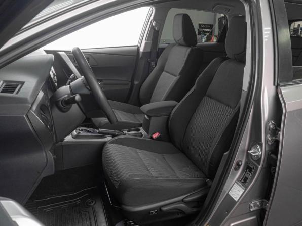 Toyota Auris II с пробегом 2013 года, цена 1 615 000 рублей, 35548 км, хэтчбек, Автокод Объявления