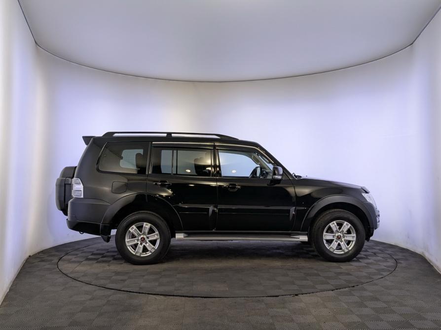 Mitsubishi Pajero IV Рестайлинг 2 Москва  - изображение 4