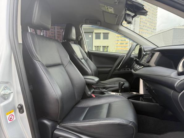 Toyota RAV4 IV (XA40) с пробегом 2013 года, цена 1 695 000 рублей, 243510 км, внедорожник, Автокод Объявления