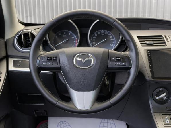 Mazda 3 II (BL) Рестайлинг с пробегом 2013 года, цена 857 000 рублей, 209856 км, седан, Автокод Объявления