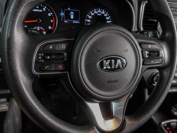 Kia Sportage IV Рестайлинг с пробегом 2018 года, цена 2 399 000 рублей, 23390 км, внедорожник, Автокод Объявления