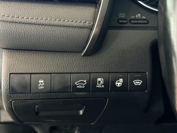 Toyota Camry VIII (XV70) Рестайлинг с пробегом 2021 года, цена 2 137 000 рублей, 104029 км, седан, Автокод Объявления