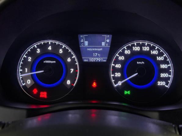 Hyundai Solaris I с пробегом 2012 года, цена 759 000 рублей, 107791 км, седан, Автокод Объявления