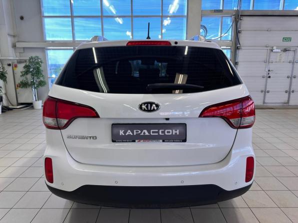 Kia Sorento II Рестайлинг с пробегом 2013 года, цена 1 680 000 рублей, 195000 км, внедорожник, Автокод Объявления