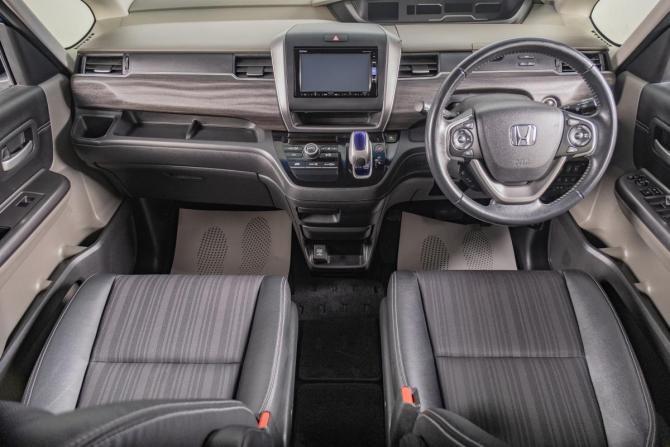 Honda Freed II с пробегом 2017 года, цена 1 629 000 рублей, 120000 км, компактвэн, Автокод Объявления