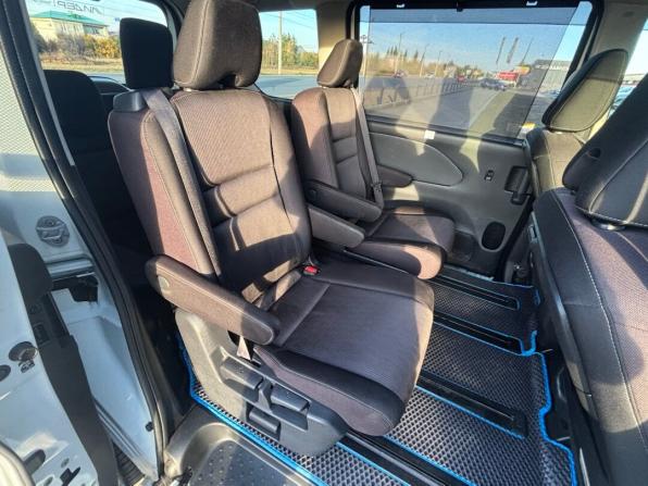 Nissan Serena V (C27) с пробегом 2018 года, цена 1 800 000 рублей, 200000 км, минивэн, Автокод Объявления