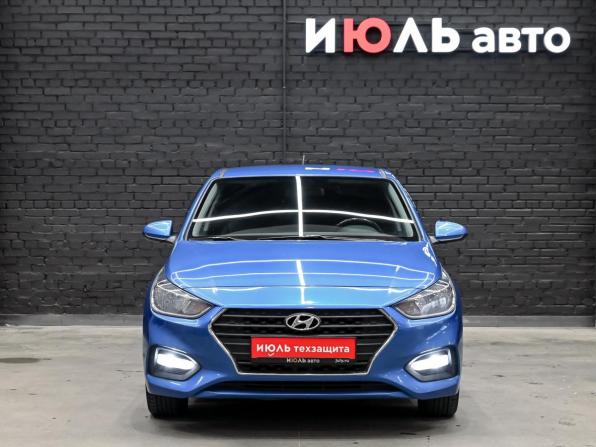 Hyundai Solaris II с пробегом 2017 года, цена 1 300 000 рублей, 195989 км, седан, Автокод Объявления