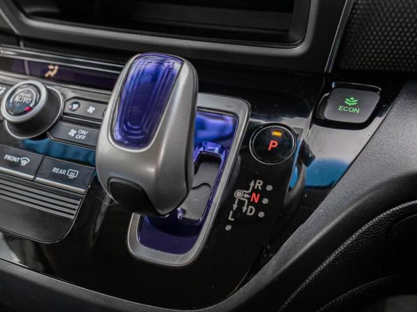 Honda Freed II с пробегом 2017 года, цена 1 360 000 рублей, 194487 км, компактвэн, Автокод Объявления