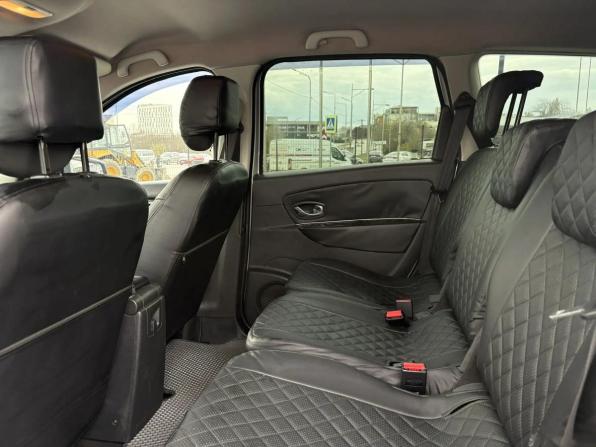 Renault Scenic III Рестайлинг 2 с пробегом 2013 года, цена 720 000 рублей, 460000 км, минивэн, Автокод Объявления
