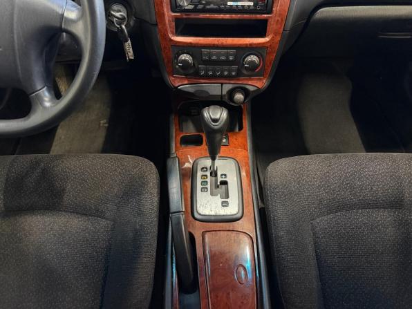 Hyundai Sonata IV (EF) Рестайлинг с пробегом 2004 года, цена 510 000 рублей, 239000 км, седан, Автокод Объявления