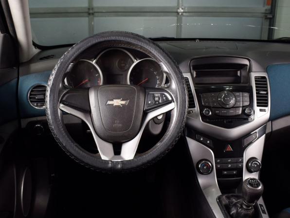 Chevrolet Cruze I Рестайлинг с пробегом 2012 года, цена 575 999 рублей, 269258 км, хэтчбек, Автокод Объявления