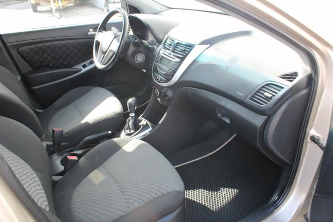 Hyundai Solaris I с пробегом 2011 года, цена 749 000 рублей, 119000 км, седан, Автокод Объявления