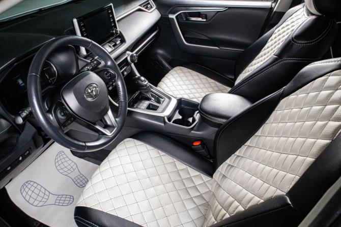Toyota RAV4 V (XA50) с пробегом 2021 года, цена 4 099 000 рублей, 83900 км, внедорожник, Автокод Объявления