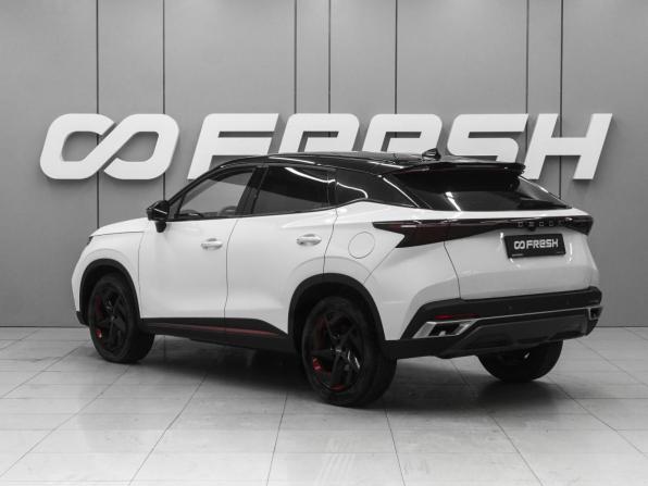 Omoda C5 I с пробегом 2022 года, цена 1 730 000 рублей, 31860 км, внедорожник, Автокод Объявления