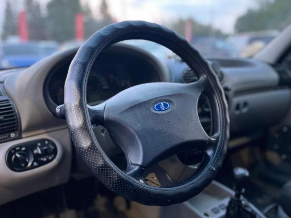 Lada (ВАЗ) Kalina I с пробегом 2009 года, цена 300 000 рублей, 183103 км, седан, Автокод Объявления