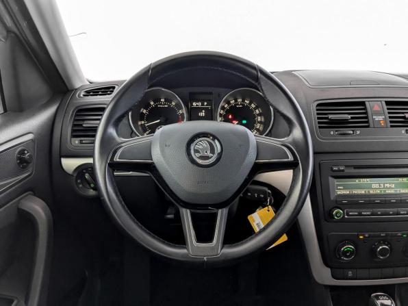 Skoda Yeti I Рестайлинг с пробегом 2014 года, цена 1 265 000 рублей, 102059 км, внедорожник, Автокод Объявления
