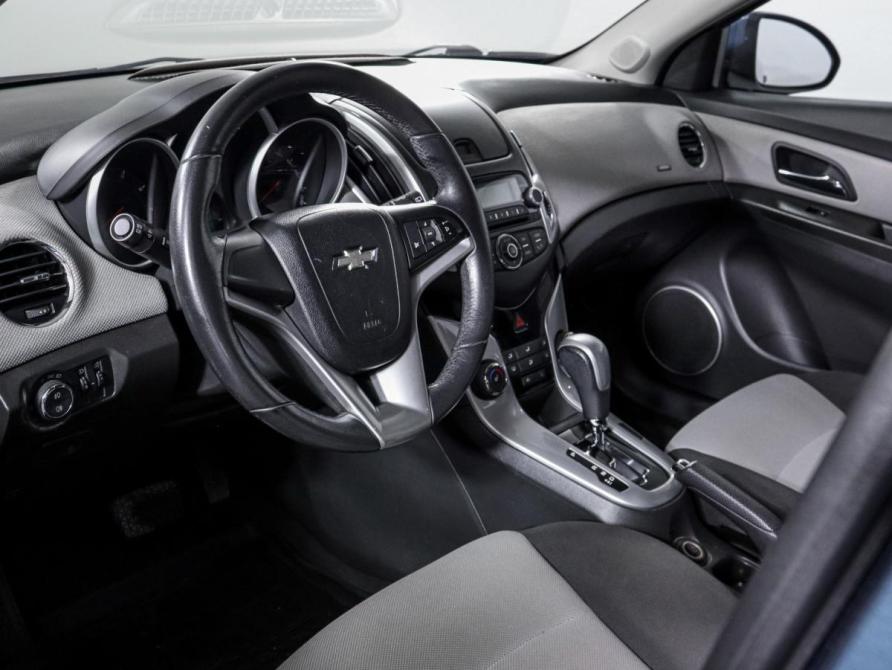 Chevrolet Cruze I Рестайлинг Москва  - изображение 14
